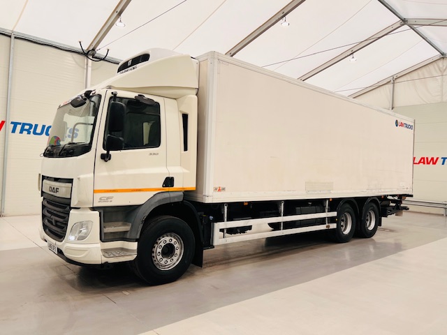 DAF CF 330 6×2 Rear Lift Fridge Box