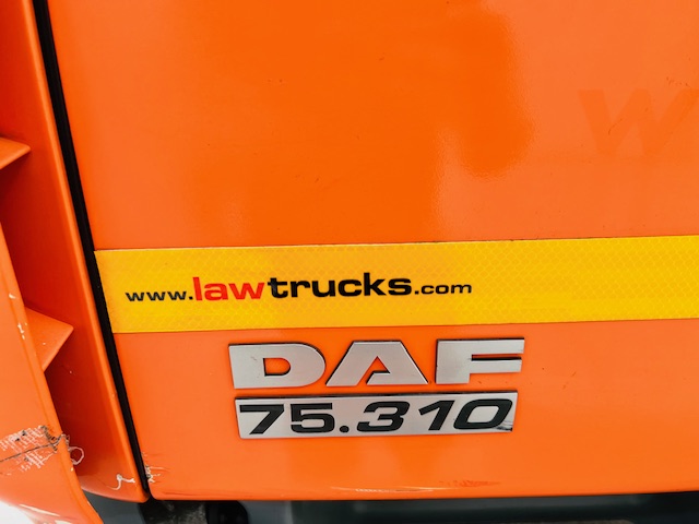 DAF CF75 310 6×2 Rear Lift Day Cab Curtainsider