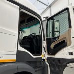 Mercedes Actros 1830 Sleeper Cab Box Van - thumbnail
