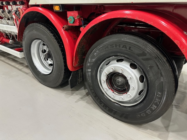 Scania  P94 300 6×2 Rear Lift 19000 Litre Fuel Tanker