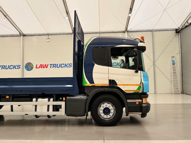 Scania P320 6×2 10 Tyre Sleeper Cab Dropside