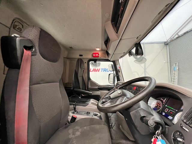 DAF LF 260 4×2 Rest Cab Tractor Unit