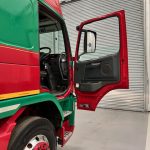 Volvo FM 450 6×2 Sleeper Cab Curtainsider - thumbnail