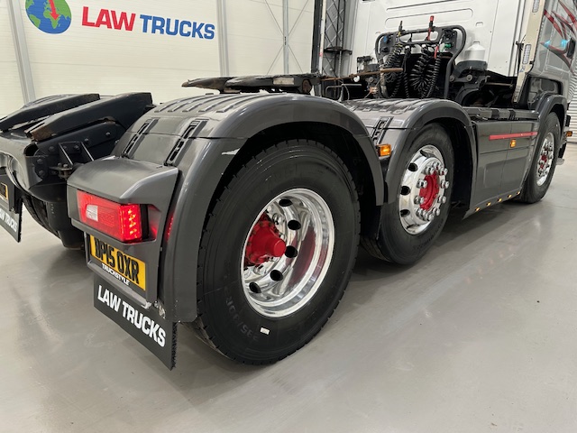 Scania R450 6×2 Highline Midlift Tractor Unit