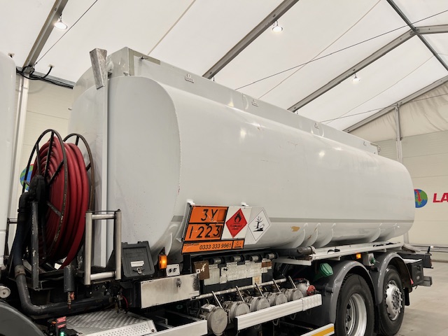 Mercedes Axor 2533 6×2 20000 Litre Tanker