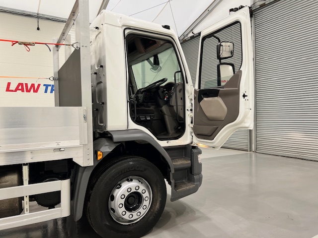 DAF LF 230 Dropside Scaffolding Truck Manual
