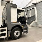 Mercedes Axor 2529 6×2 Rear Lift Sleeper Cab Fridge Box - thumbnail