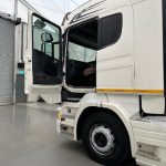 Scania R450 6×2 Rear Lift Highline Tractor Unit PTO - thumbnail