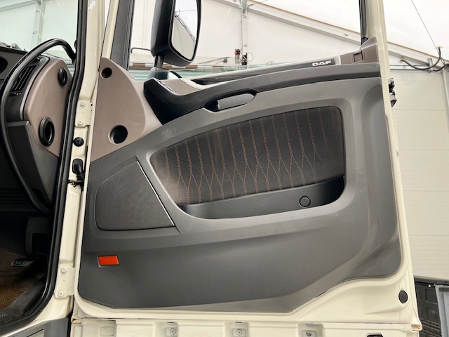 DAF XF 480 6×2 Midlift Tractor Unit