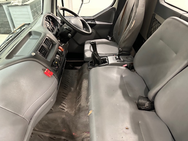 DAF LF55 220 4×2 Steel Tipper Grab Manual