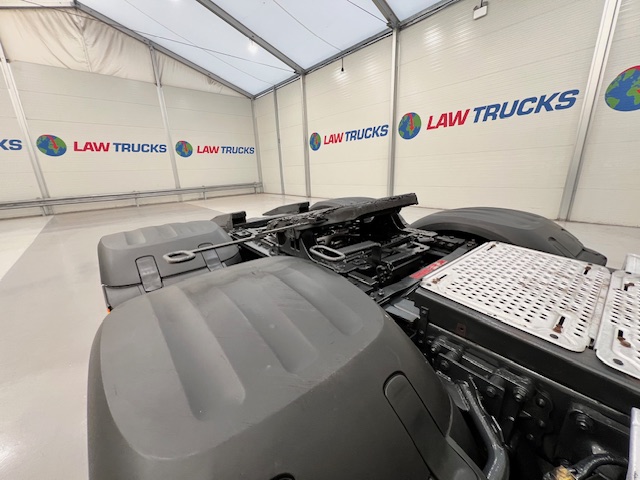 DAF XF105 460 6×2 Space Cab Tractor Unit