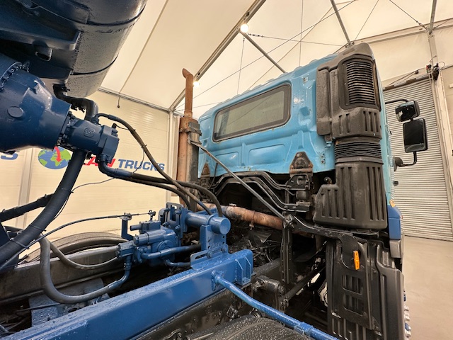 Hino 700 4123 8×4 Cement Mixer