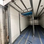 Mercedes Actros 2532 6×2 Rear Lift Day Cab Fridge Box - thumbnail