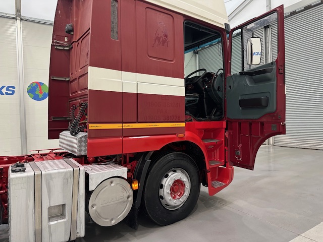 DAF XF95 480 6×2 Midlift Tractor Unit Manual