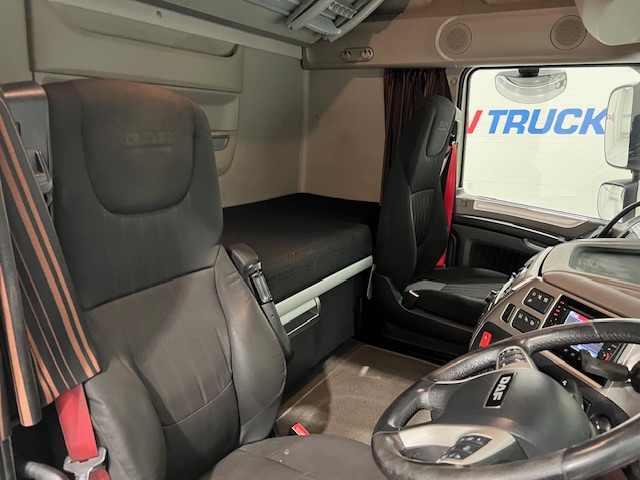DAF XF 480 6×2 Midlift Tractor Unit
