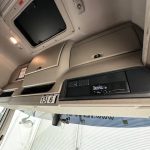 DAF CF 310 Sleeper Cab Curtainsider - thumbnail