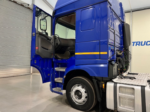 DAF XF 510 6×2 Midlift Tractor Unit