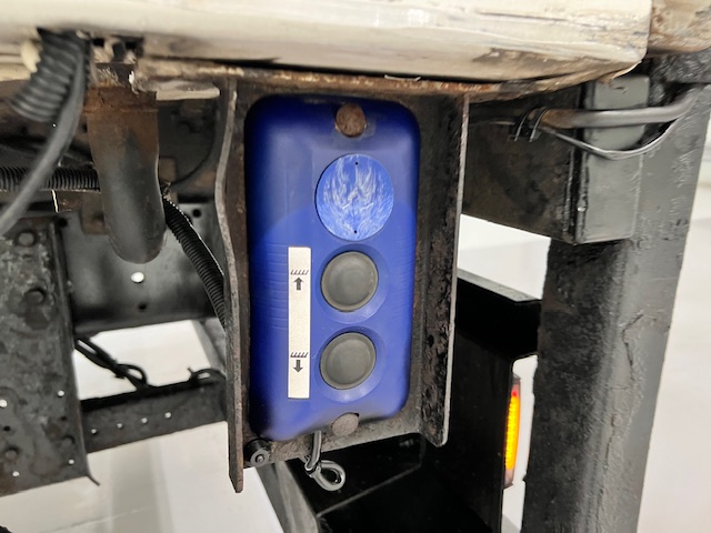 Scania P280 6×2 Rear Lift Day Cab Fridge Box