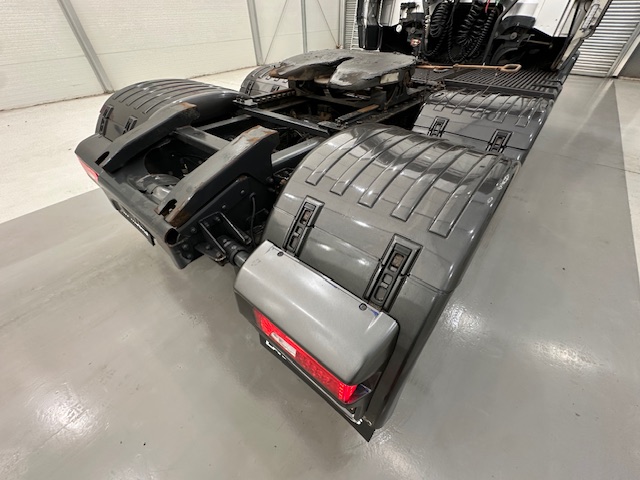 Scania R450 6×2 Highline Midlift Tractor Unit