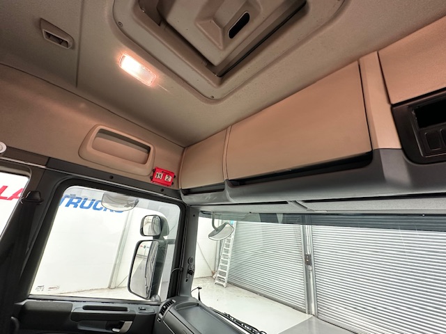 Scania P280 4×2 Sleeper Cab Box Van