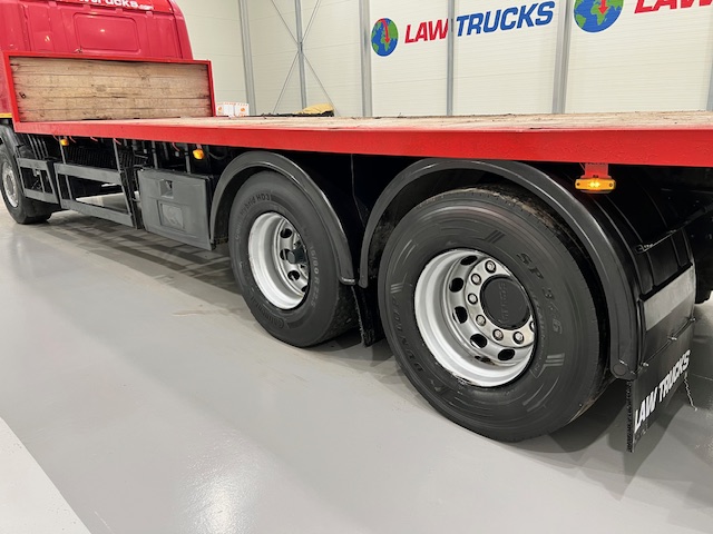 Scania P320 6×2 10 Tyre Rear Lift Flatbed