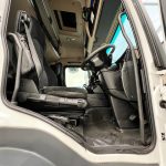 Mercedes Actros 1824 4×2 Sleeper Cab Fridge Box - thumbnail