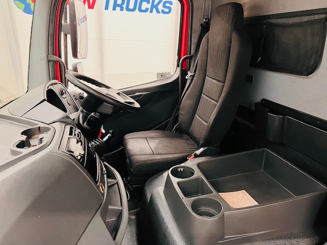 Mercedes Atego 816 Day Cab Curtainsider