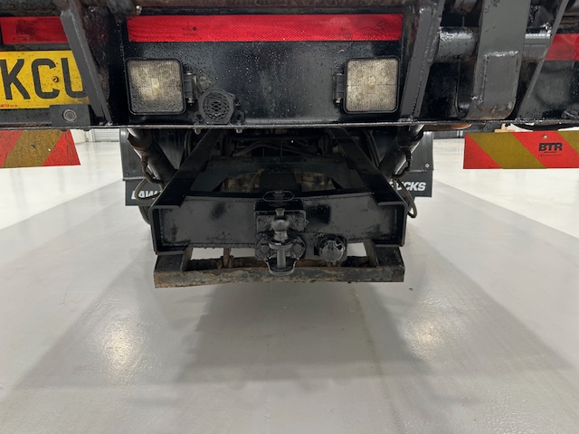 Scania 114 340 6×2 Rear Lift Day Cab Beavertail