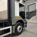 Mercedes Axor 1824 Sleeper Cab Flatbed - thumbnail