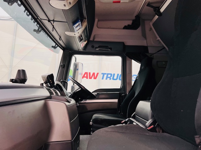 MAN TGS 26.340 6×2 Rear Steer Curtainsider