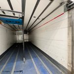 Mercedes Actros 2532 6×2 Rear Lift Day Cab Fridge Box - thumbnail