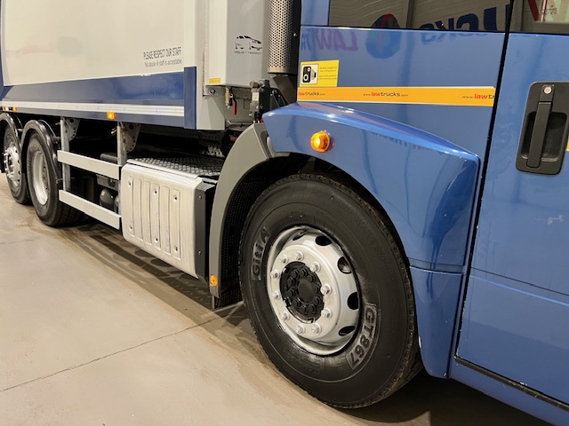 Mercedes Econic 2630 6×2 Refuse Bin Lorry