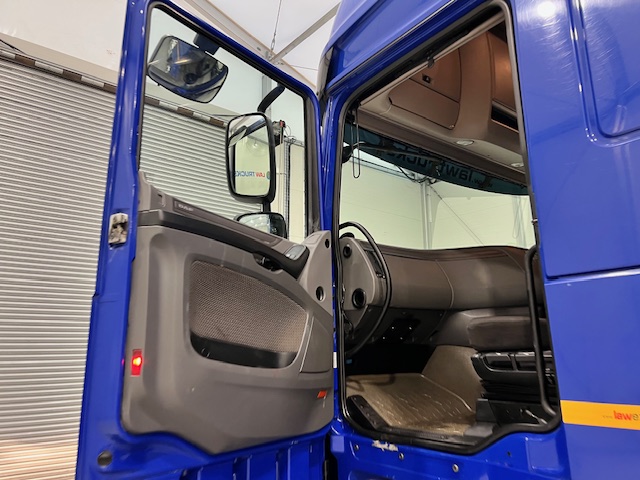 DAF XF 510 6×2 Midlift Tractor Unit