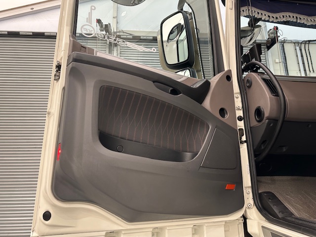 DAF XF 530 6×2 Midlift Tractor Unit