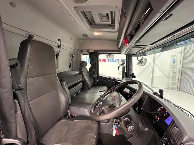 Scania P250 4×2 Sleeper Cab Box Van