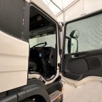 Scania P230 4×2 Sleeper Cab Curtainsider Manual - thumbnail
