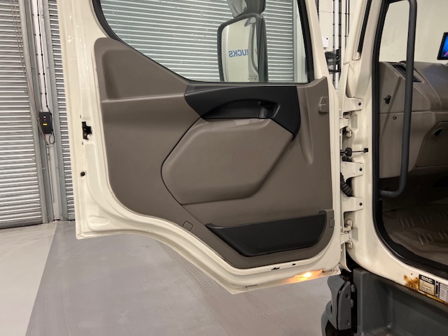 DAF LF45 160 4×2 Day Cab Box Van