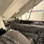 Volvo FM 410 8×4 Sleeper Cab Tar Spec Tipper - thumbnail