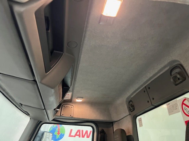 DAF LF45 160 4×2 Day Cab Box Van