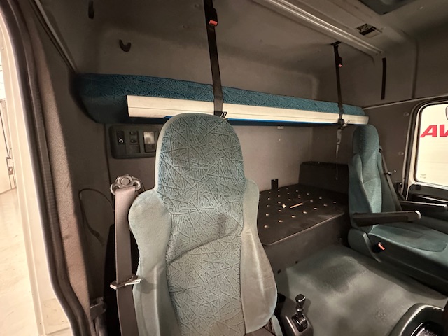 DAF XF95 430 4×2 Tractor Unit Manual