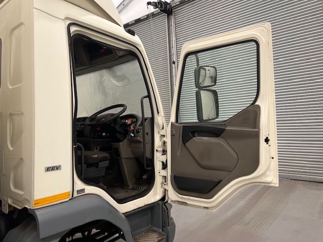 DAF LF45 160 4×2 Day Cab Box Van