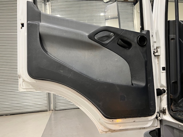 Mercedes Atego 2628 6×4 Day Cab Vacuum Tanker