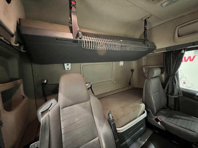 Scania R410 4×2 Sleeper Cab Tractor Unit