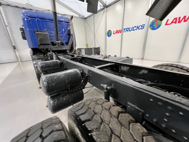 Scania P370 8×4 Sleeper Cab Tipper Manual