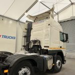 Volvo FM 450 6×2 Midlift Tractor Unit - thumbnail