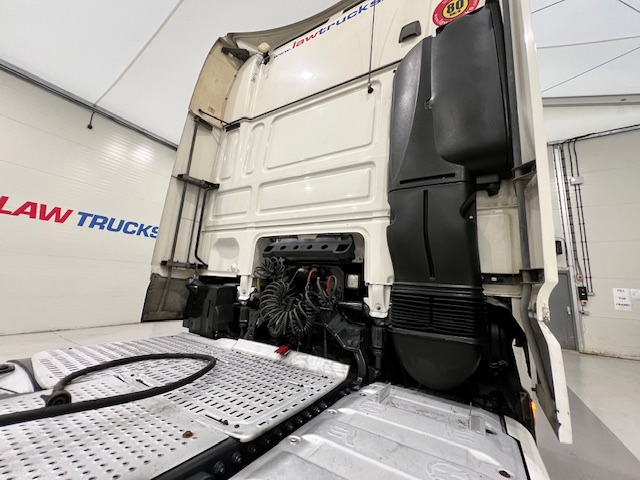 DAF XF 510 6×2 Midlift Tractor Unit Manual