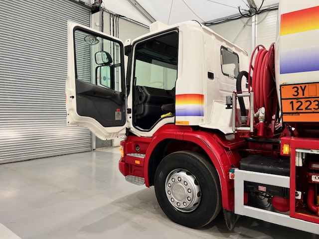 Scania P94 300 6×2 Rear Lift 20000 Litre Fuel Tanker