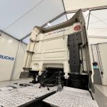 DAF XF105 460 6×2 Space Cab Tractor Unit - thumbnail