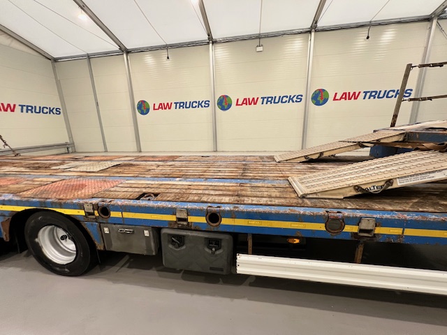 Kassbohrer Tri Axle Machinery Carrier Lowloader