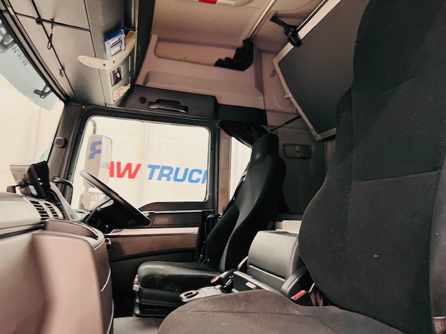 MAN TGS 26.340 6×2 Rear Steer Curtainsider